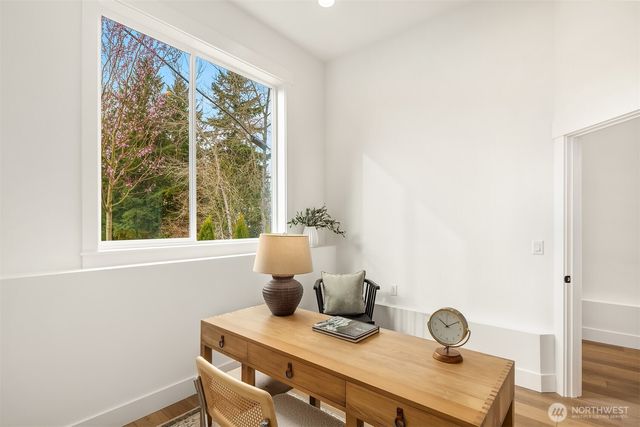 404 Edmonds Ave NE, Renton, WA 98056