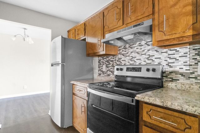 3855 Northeast Dr Apt G, Clarksville, TN 37040