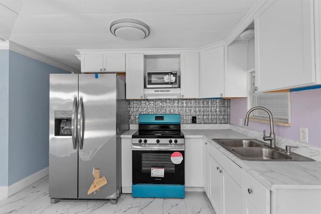 4300 RIVERSIDE DRIVE 14, Punta Gorda, FL 33982