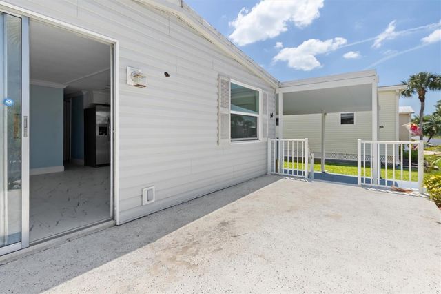 4300 RIVERSIDE DRIVE 14, Punta Gorda, FL 33982