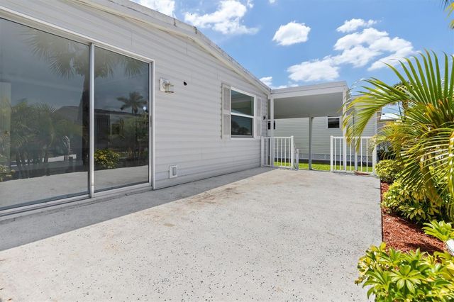 4300 RIVERSIDE DRIVE 14, Punta Gorda, FL 33982