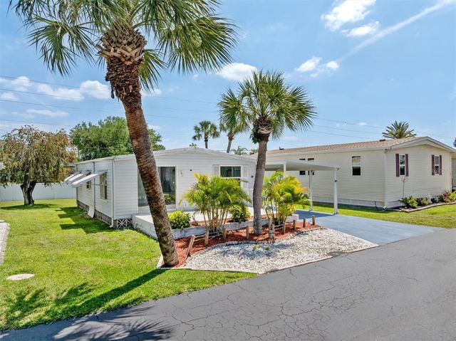 4300 RIVERSIDE DRIVE 14, Punta Gorda, FL 33982