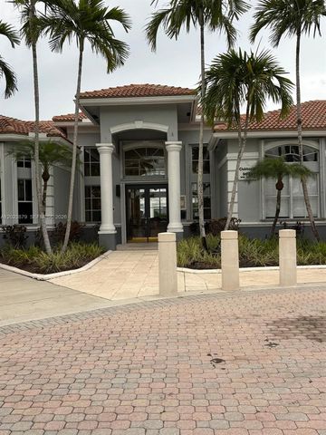 150 NW 96th Ave 9-307, Pembroke Pines, FL 33024