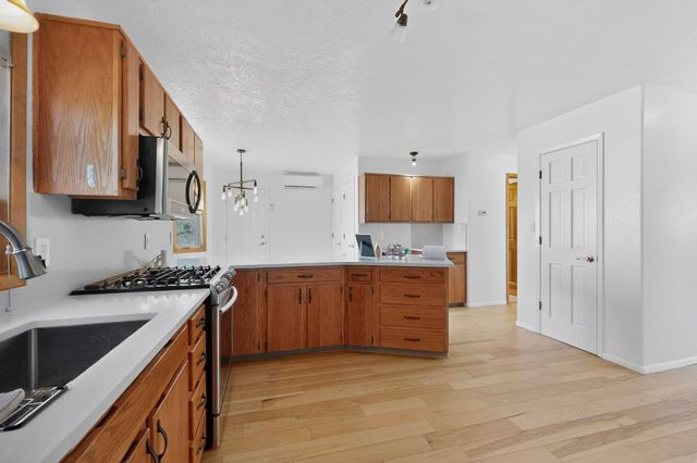 2708 Via Caballero del Sur, Santa Fe, NM 87505