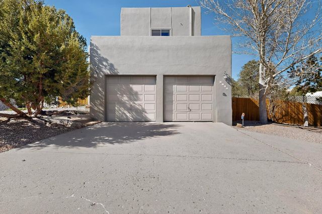 2708 Via Caballero del Sur, Santa Fe, NM 87505