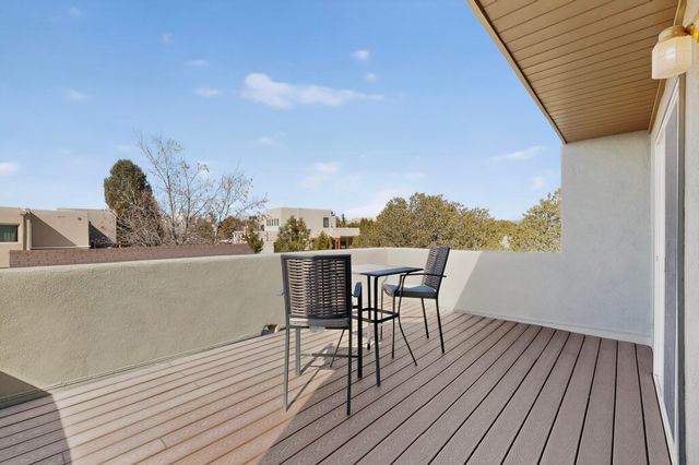 2708 Via Caballero del Sur, Santa Fe, NM 87505