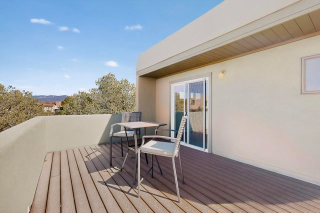 2708 Via Caballero del Sur, Santa Fe, NM 87505