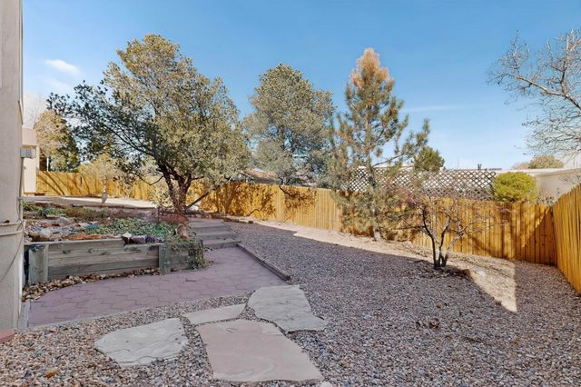 2708 Via Caballero del Sur, Santa Fe, NM 87505