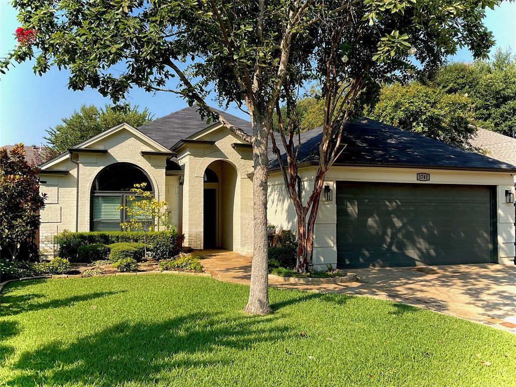 1741 Meyerwood Lane S, Flower Mound, TX 75028