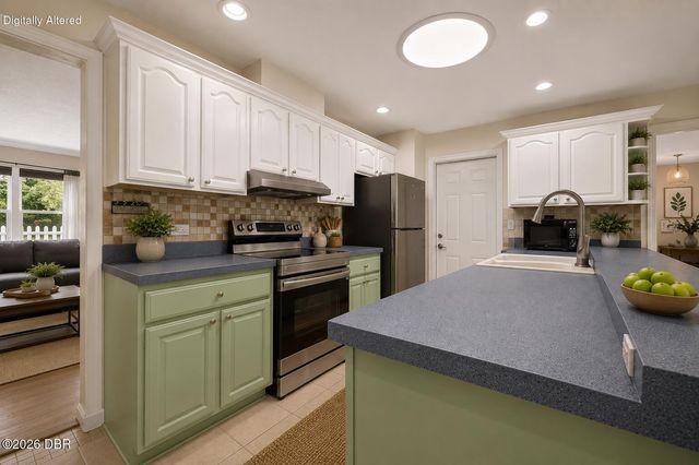 102 N Capri Drive, Ormond Beach, FL 32174