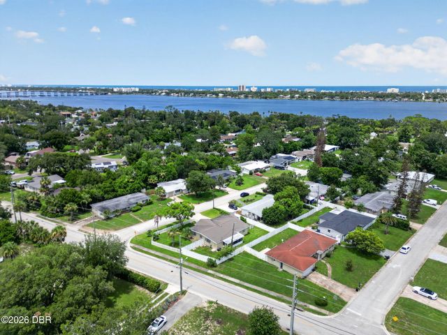 102 N Capri Drive, Ormond Beach, FL 32174