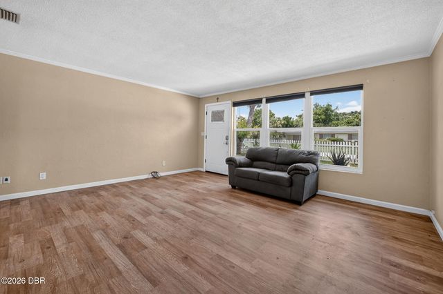 102 N Capri Drive, Ormond Beach, FL 32174