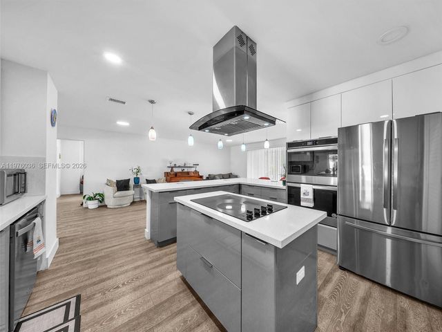 5100 NE 14th Ter, Fort Lauderdale, FL 33334