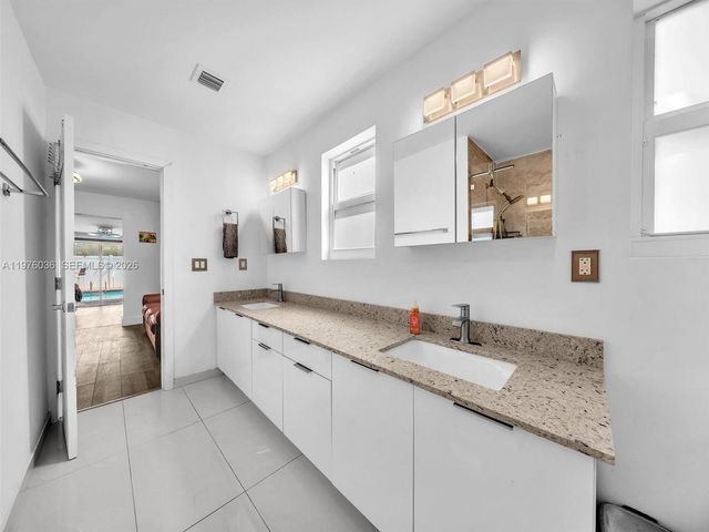 5100 NE 14th Ter, Fort Lauderdale, FL 33334