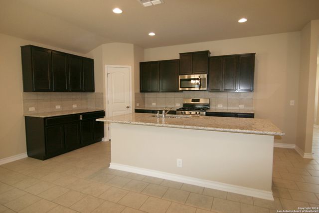 8735 Fischer Falls, San Antonio, TX 78254