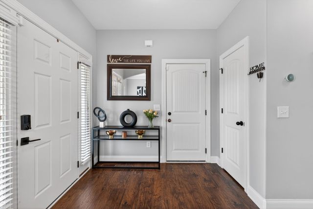 432 Long Creek Dr, Christiana, TN 37037