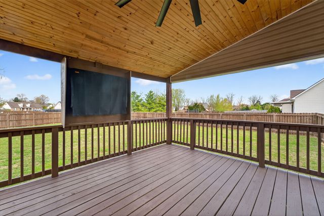 432 Long Creek Dr, Christiana, TN 37037