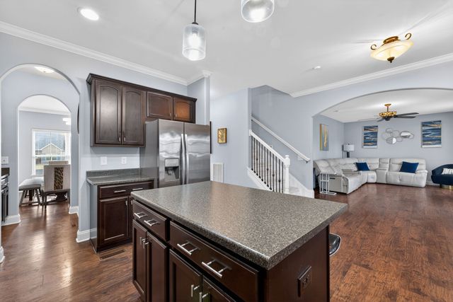 432 Long Creek Dr, Christiana, TN 37037