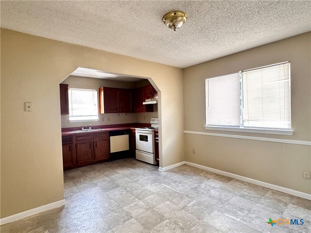 1413 Marlton Street, San Marcos, TX 78666