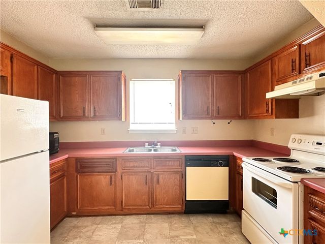 1413 Marlton Street, San Marcos, TX 78666