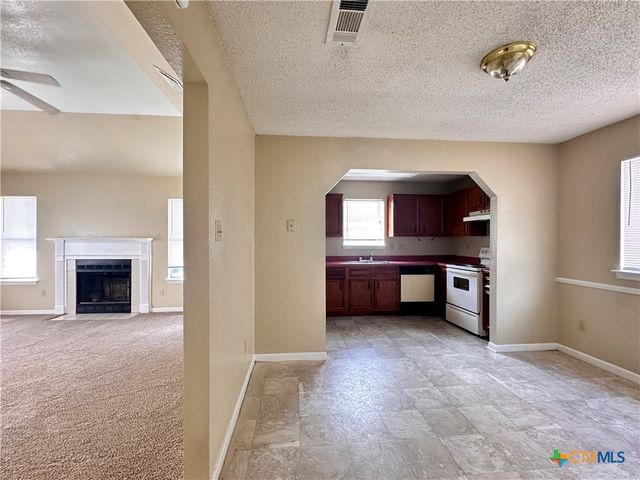 1413 Marlton Street, San Marcos, TX 78666