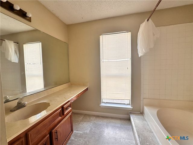 1413 Marlton Street, San Marcos, TX 78666