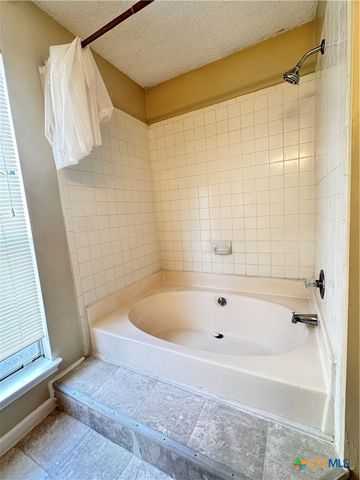 1413 Marlton Street, San Marcos, TX 78666