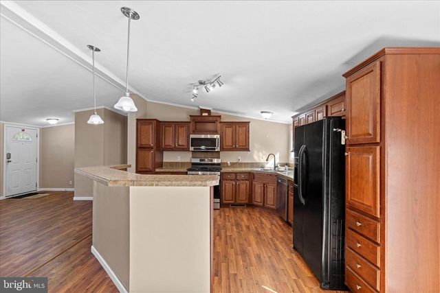 7925 NAAS RD, Salisbury, MD 21801