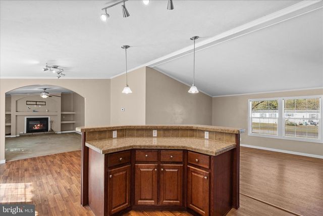 7925 NAAS RD, Salisbury, MD 21801