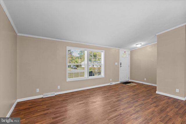 7925 NAAS RD, Salisbury, MD 21801