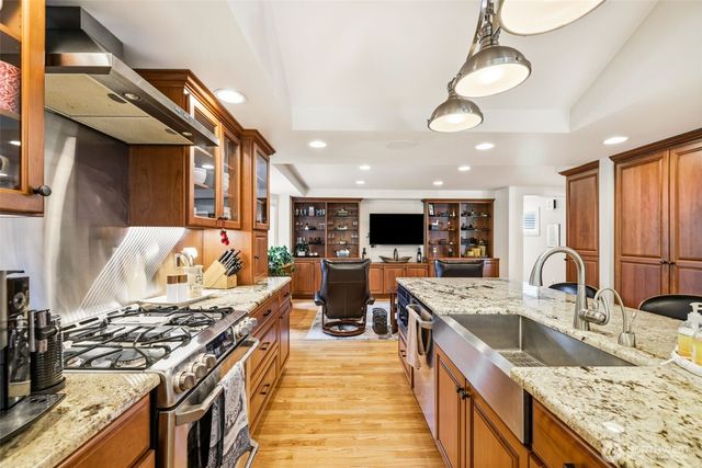 5321 W Old Stump Dr NW, Gig Harbor, WA 98332