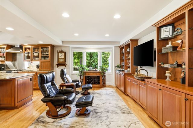 5321 W Old Stump Dr NW, Gig Harbor, WA 98332