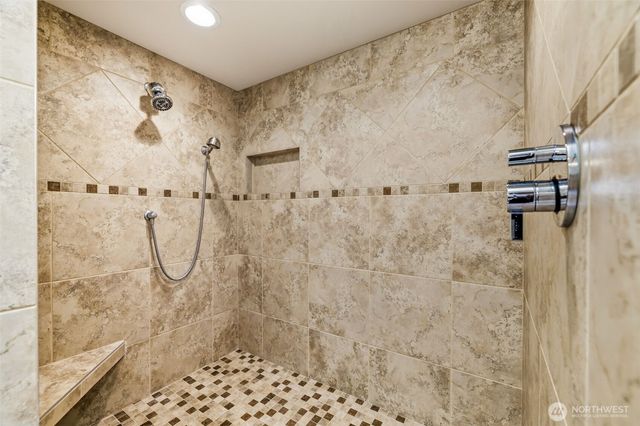 5321 W Old Stump Dr NW, Gig Harbor, WA 98332