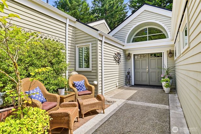 5321 W Old Stump Dr NW, Gig Harbor, WA 98332