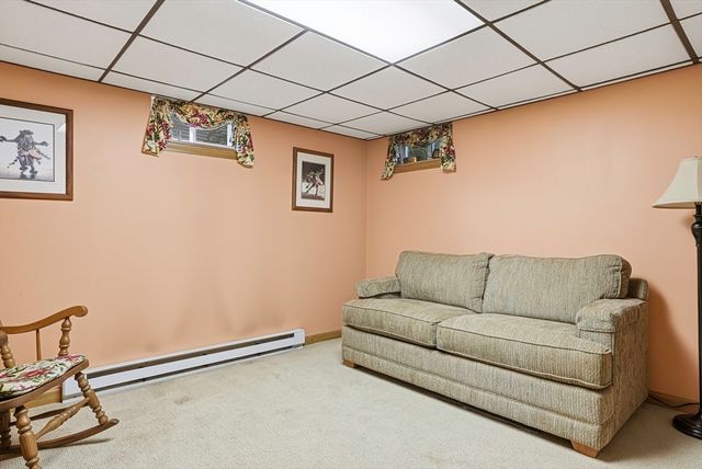 460 Lake Ave, Worcester, MA 01604