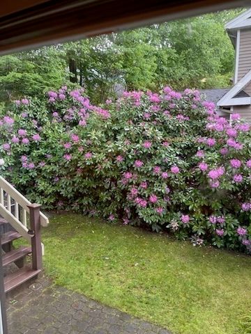 460 Lake Ave, Worcester, MA 01604