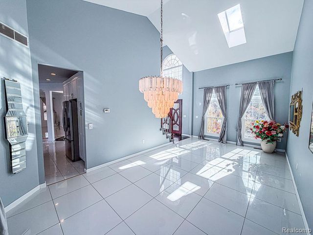 7240 Aaronway Drive, West Bloomfield Charter Township, MI 48324