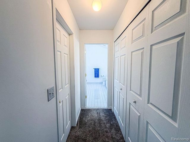 7240 Aaronway Drive, West Bloomfield Charter Township, MI 48324