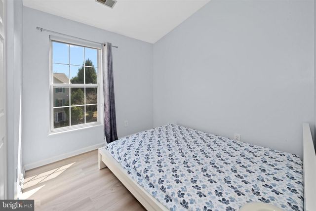 200 BARCLAY DR, Hockessin, DE 19707