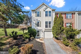 200 BARCLAY DR, Hockessin, DE 19707