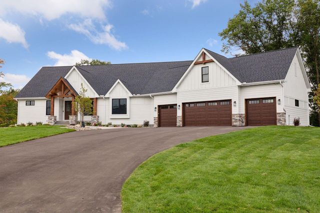 2374 Swedish Drive NE, Ham Lake, MN 55304