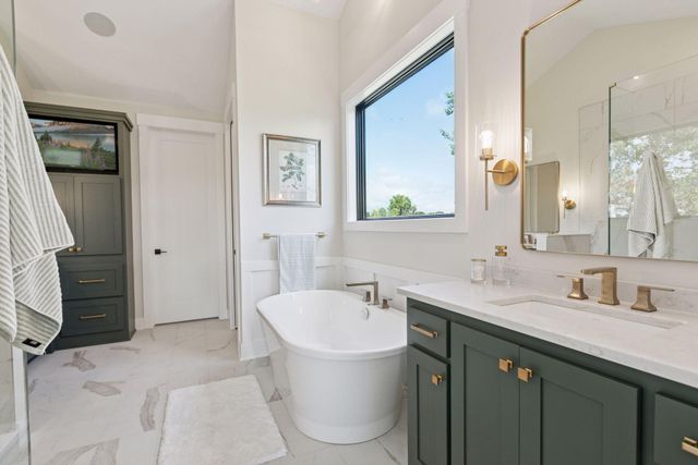 2374 Swedish Drive NE, Ham Lake, MN 55304