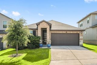 25819 Posey Dr, Boerne, TX 78006