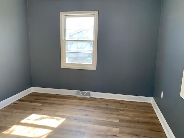 222 Mackenzie Ave, Minneapolis, KS 67467