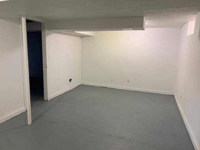 222 Mackenzie Ave, Minneapolis, KS 67467