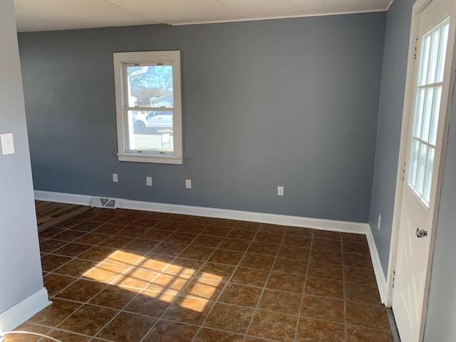 222 Mackenzie Ave, Minneapolis, KS 67467