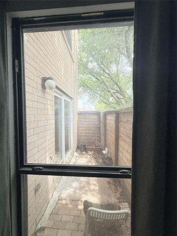 8149 Sands Point Drive 113, Houston, TX 77036