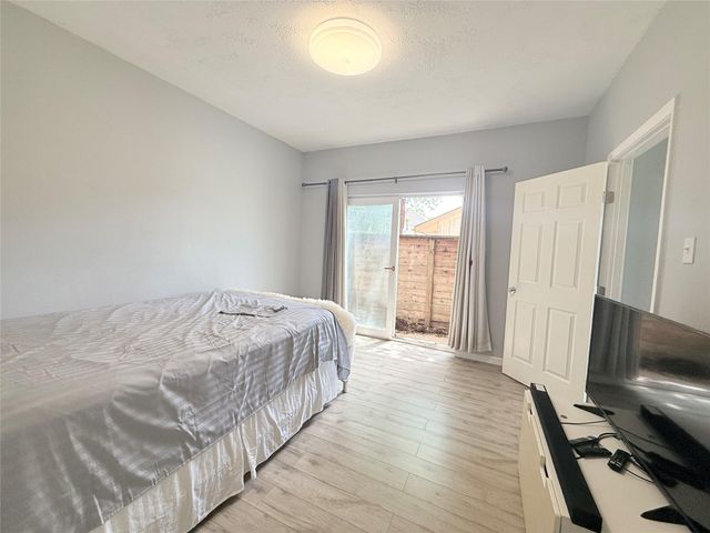 8149 Sands Point Drive 113, Houston, TX 77036