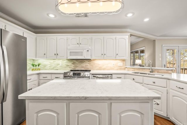 39 Norfork Drive, Maumelle, AR 72113