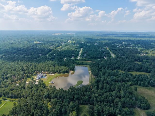 15648 Connie Lane, Montgomery, TX 77316
